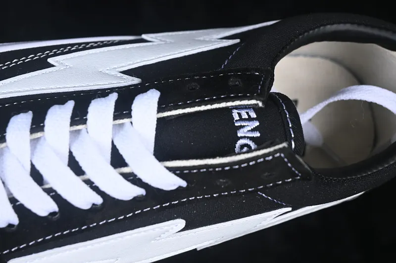 All categories Vans Vans series Vans Low Vans low-top Revenge x Storm Old Skool Lightning joint low-top casual sneakers black and white